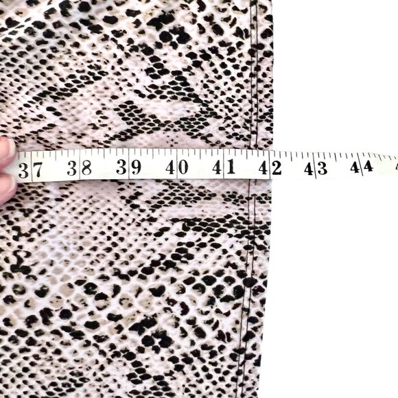 Snake Print Kimono-Style Robe 3X Secret Treasures Black Waist Tie GUC - Picture 14 of 14